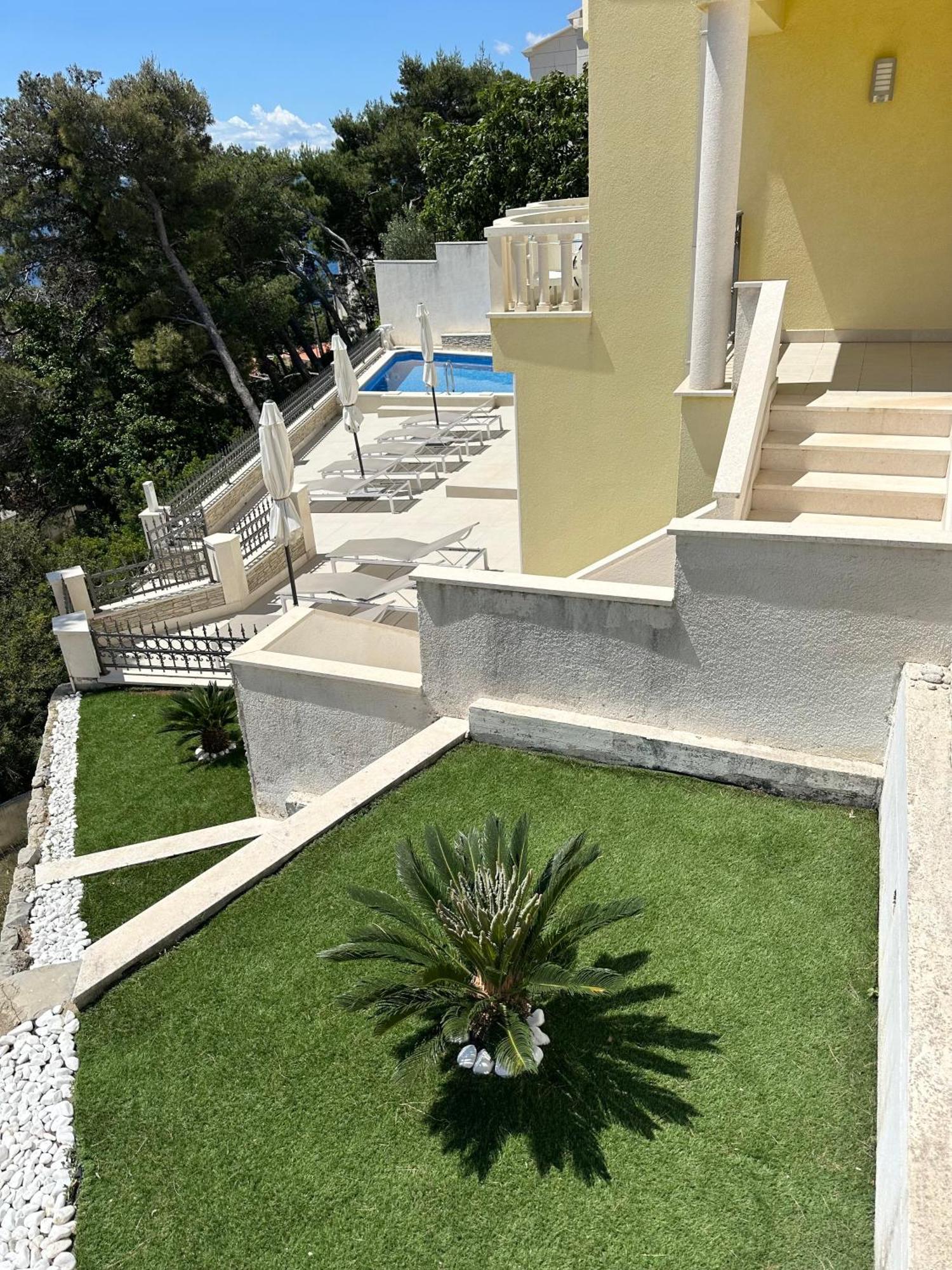 Apartments - Villa Sabrina Brela Exterior foto