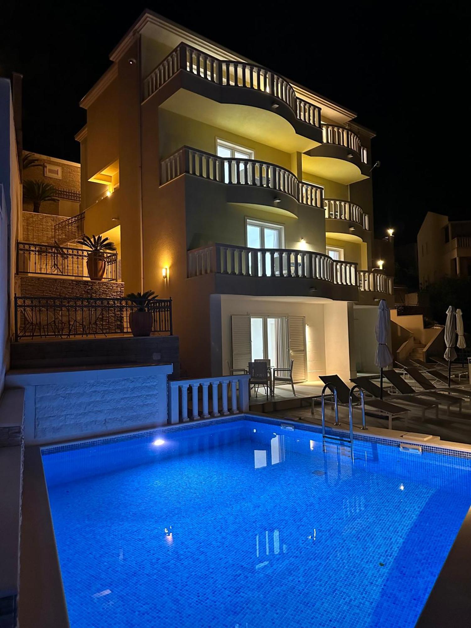 Apartments - Villa Sabrina Brela Exterior foto